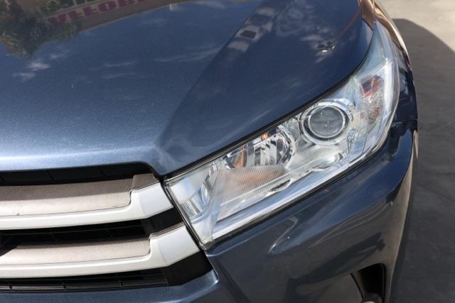 used 2018 Toyota Highlander car, priced at $21,695