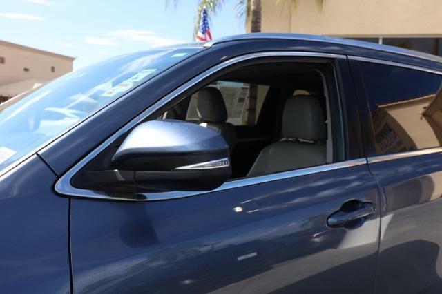 used 2018 Toyota Highlander car, priced at $21,695