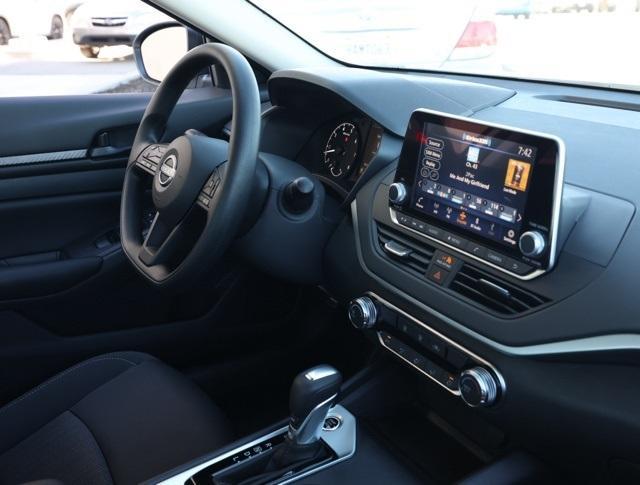 new 2025 Nissan Altima car, priced at $26,287