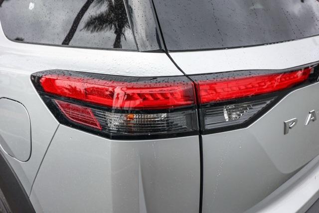 new 2025 Nissan Pathfinder car, priced at $33,411