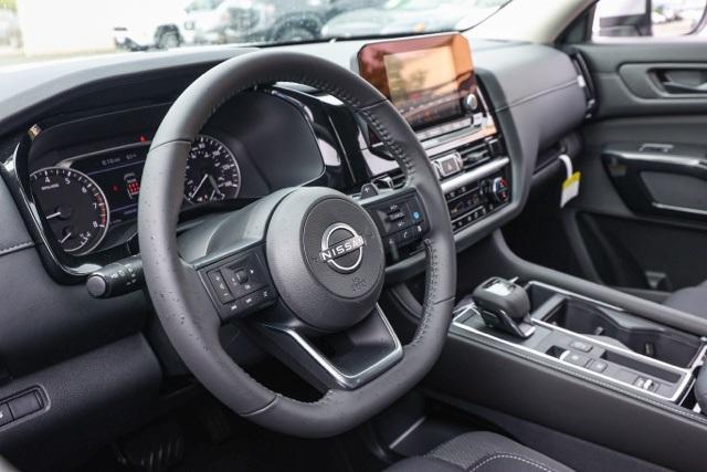 new 2025 Nissan Pathfinder car, priced at $33,411