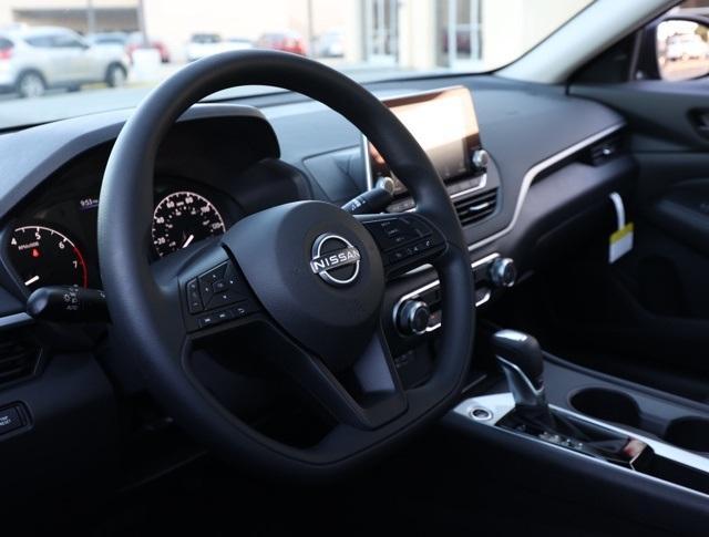 new 2025 Nissan Altima car, priced at $25,695