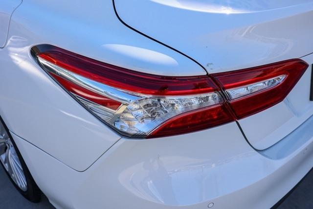 used 2018 Toyota Camry Hybrid car, priced at $21,595