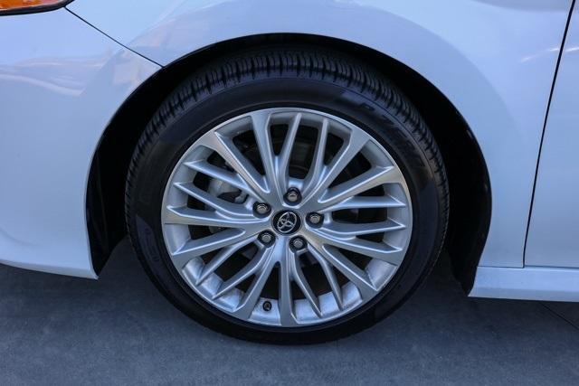 used 2018 Toyota Camry Hybrid car, priced at $21,595