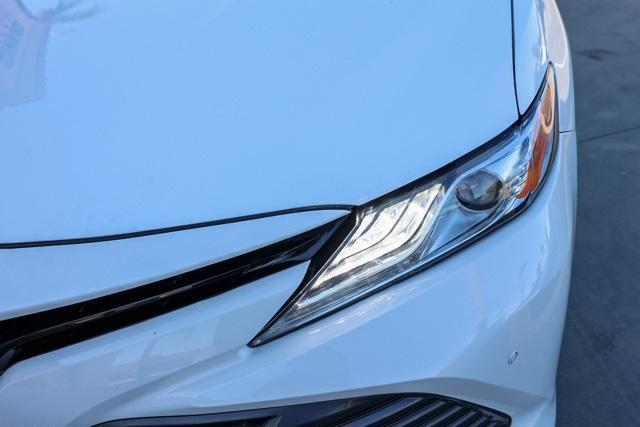 used 2018 Toyota Camry Hybrid car, priced at $21,595