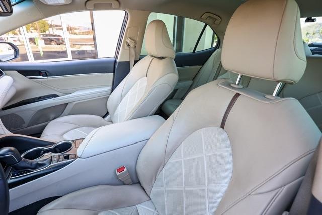 used 2018 Toyota Camry Hybrid car, priced at $21,595