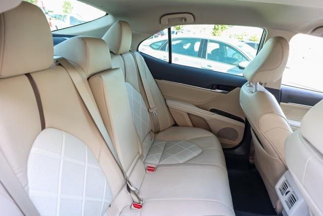 used 2018 Toyota Camry Hybrid car, priced at $21,595