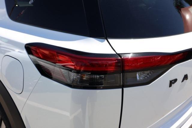 new 2025 Nissan Pathfinder car, priced at $37,151