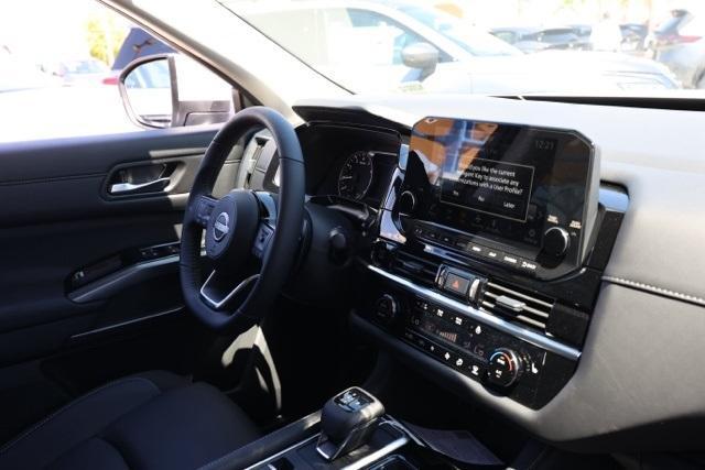 new 2025 Nissan Pathfinder car, priced at $37,151