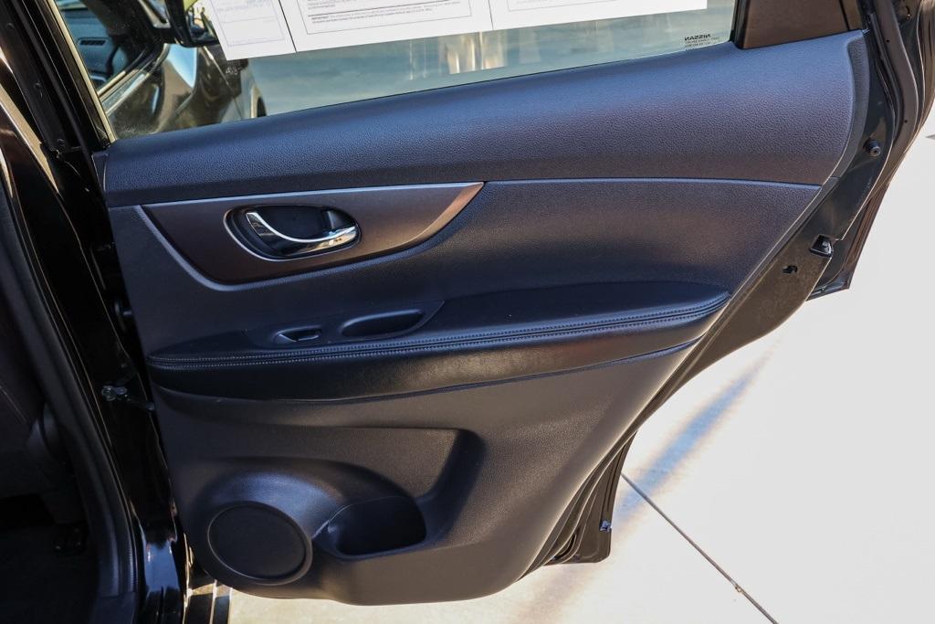 used 2015 Nissan Rogue car, priced at $10,995