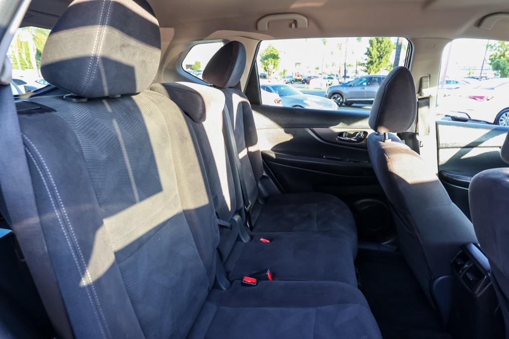 used 2015 Nissan Rogue car, priced at $10,995