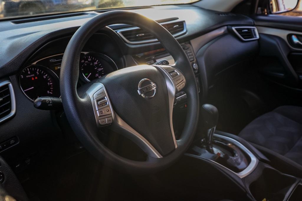 used 2015 Nissan Rogue car, priced at $10,995