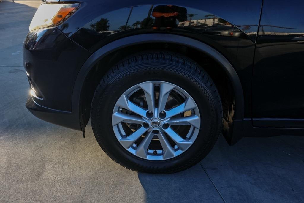 used 2015 Nissan Rogue car, priced at $10,995