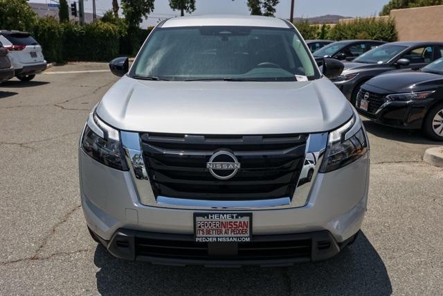 new 2025 Nissan Pathfinder car, priced at $29,921