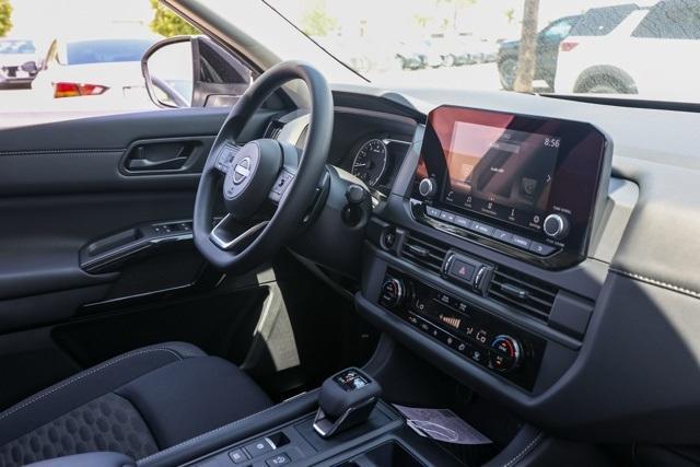 new 2025 Nissan Pathfinder car, priced at $29,921