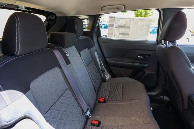 new 2025 Nissan Kicks car, priced at $23,004