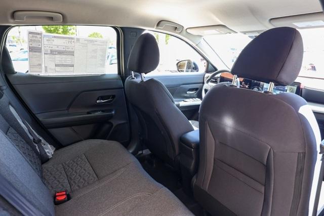 new 2025 Nissan Kicks car, priced at $23,004