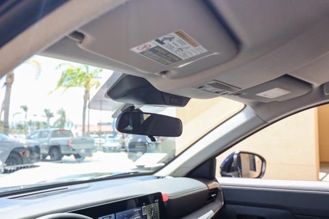 new 2025 Nissan Kicks car, priced at $23,004