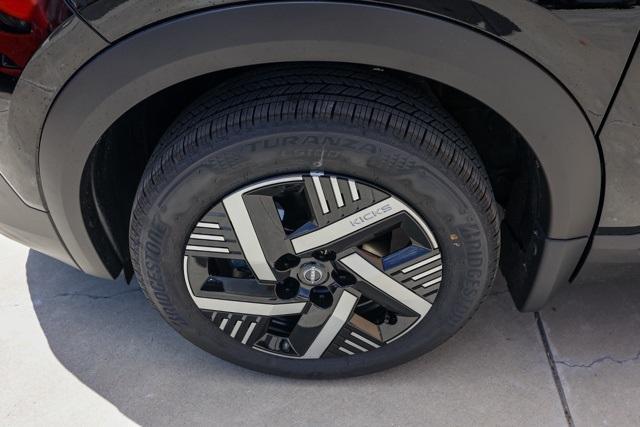 new 2025 Nissan Kicks car, priced at $23,004