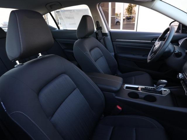 new 2025 Nissan Altima car, priced at $25,987
