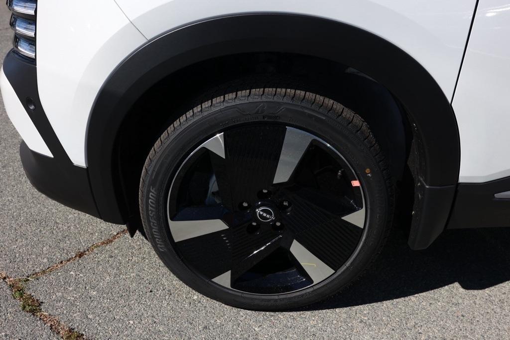 new 2026 Nissan Kicks car, priced at $27,184