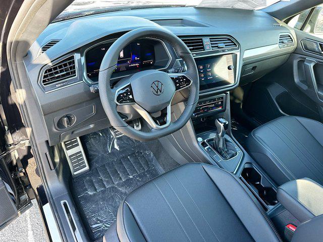 new 2024 Volkswagen Tiguan car, priced at $31,993