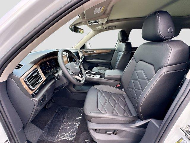 new 2025 Volkswagen Atlas car, priced at $39,863