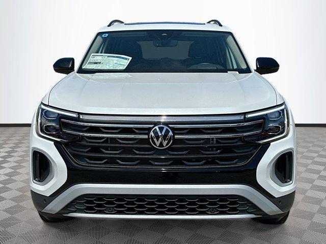 new 2024 Volkswagen Atlas car, priced at $49,398