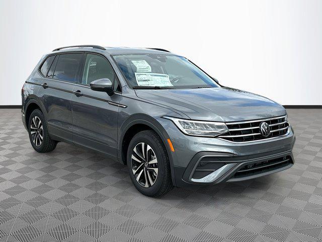 new 2024 Volkswagen Tiguan car, priced at $25,993