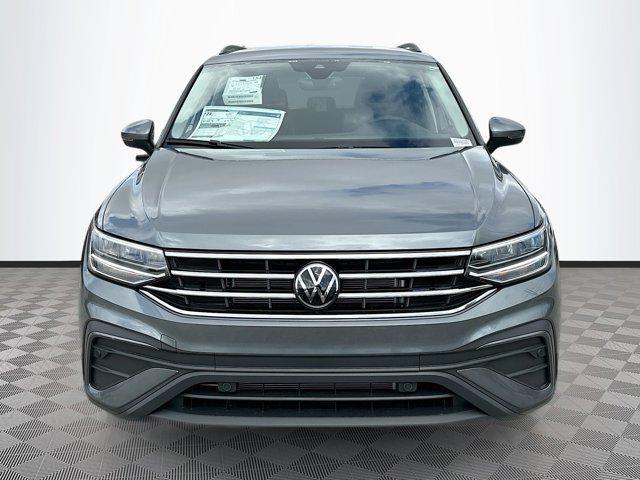 new 2024 Volkswagen Tiguan car, priced at $25,993