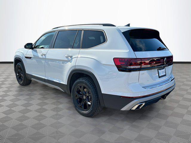 new 2025 Volkswagen Atlas car, priced at $45,353