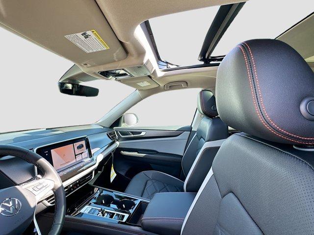 new 2025 Volkswagen Atlas car, priced at $43,739
