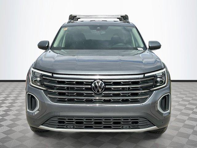 used 2024 Volkswagen Atlas car, priced at $34,000