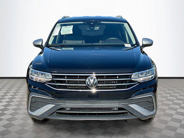 new 2024 Volkswagen Tiguan car, priced at $30,993