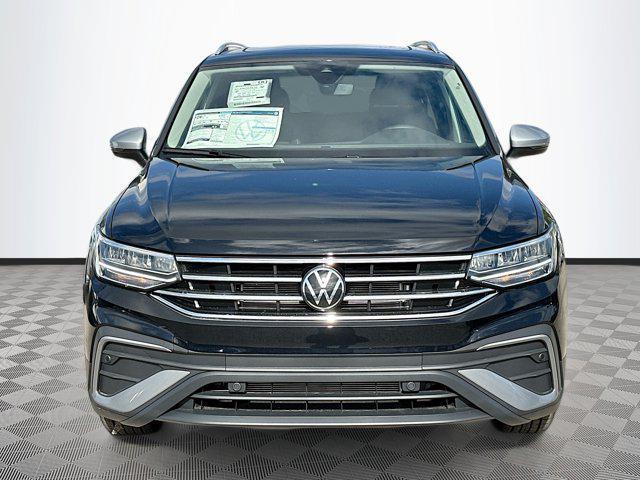 new 2024 Volkswagen Tiguan car, priced at $33,365