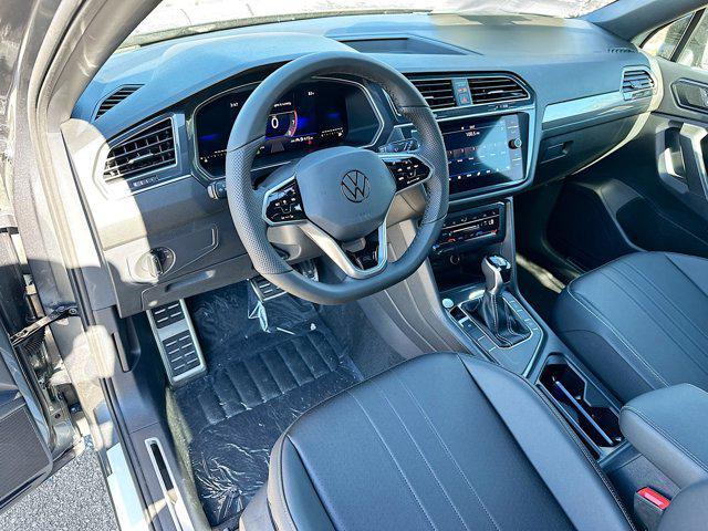 new 2024 Volkswagen Tiguan car, priced at $31,993