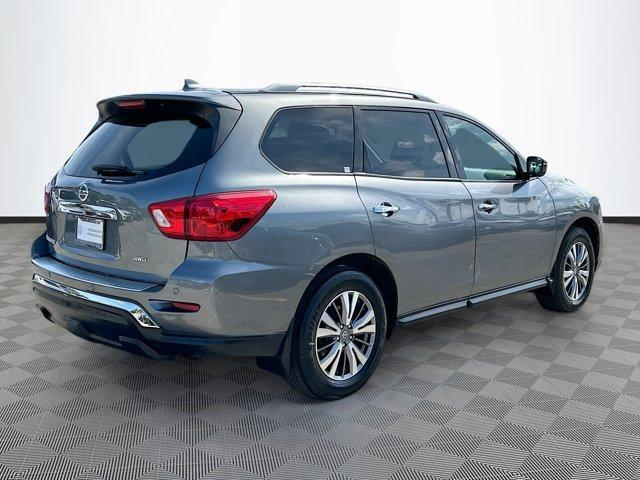 used 2020 Nissan Pathfinder car, priced at $21,899