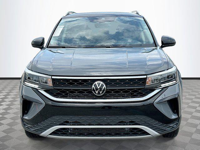 new 2024 Volkswagen Taos car, priced at $30,687