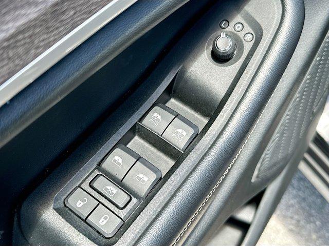 used 2021 Jeep Grand Cherokee L car, priced at $25,396