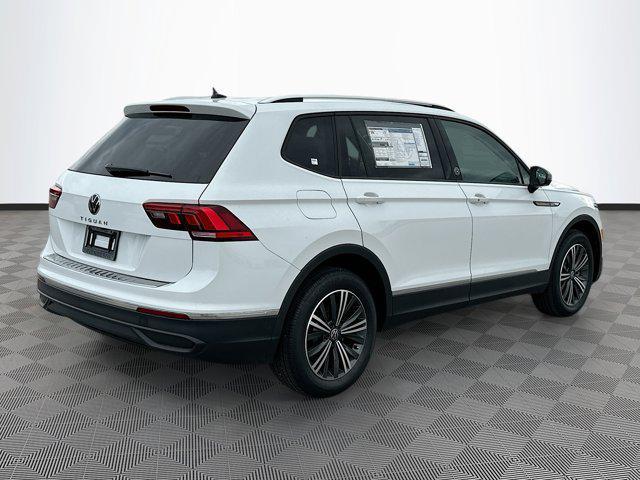 new 2024 Volkswagen Tiguan car, priced at $27,500