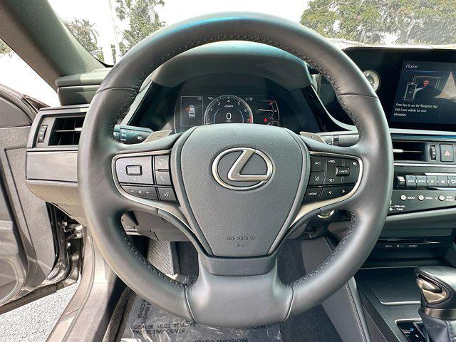 used 2022 Lexus ES 350 car, priced at $27,869