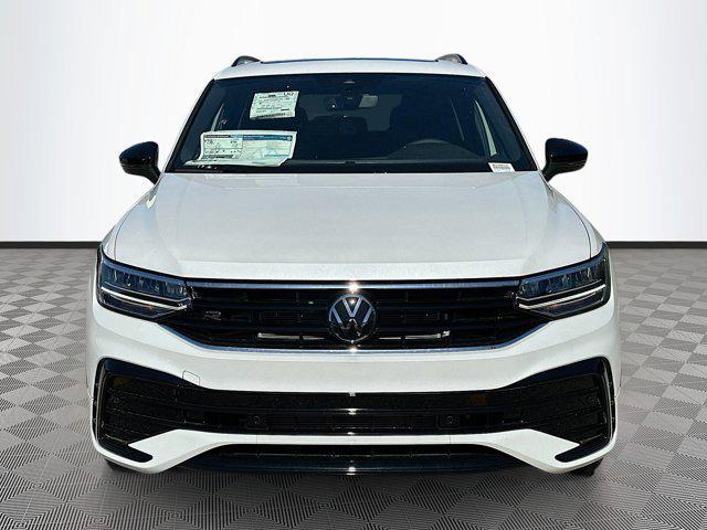 new 2024 Volkswagen Tiguan car, priced at $31,500