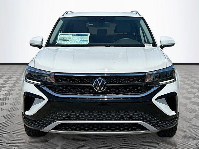 new 2024 Volkswagen Taos car, priced at $28,556