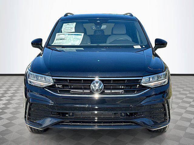 new 2024 Volkswagen Tiguan car, priced at $31,993