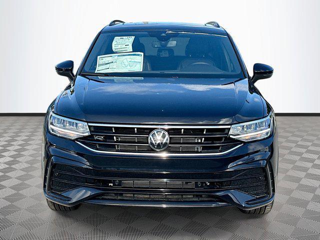 new 2024 Volkswagen Tiguan car, priced at $35,997