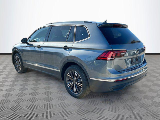 new 2024 Volkswagen Tiguan car, priced at $30,993