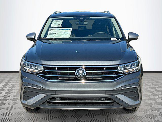 new 2024 Volkswagen Tiguan car, priced at $30,993