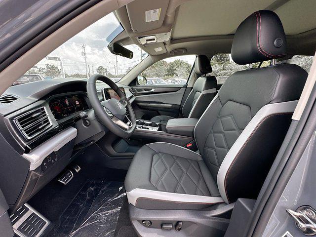 new 2024 Volkswagen Atlas car, priced at $46,997