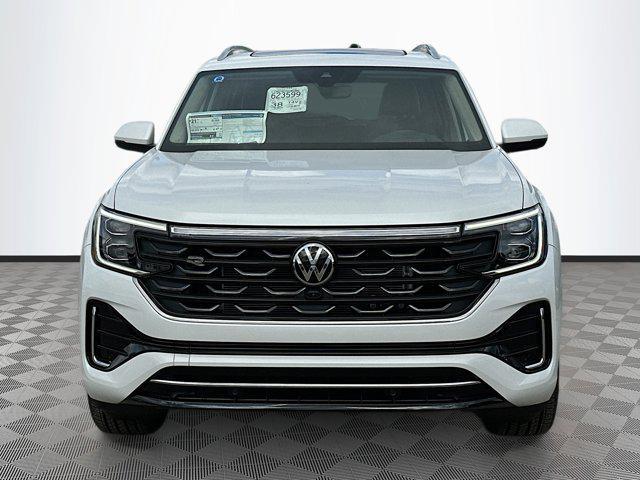 new 2024 Volkswagen Atlas car, priced at $53,997