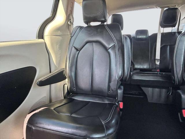 used 2023 Chrysler Pacifica car, priced at $22,900